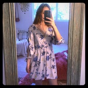 Floral sundress with open sleeves